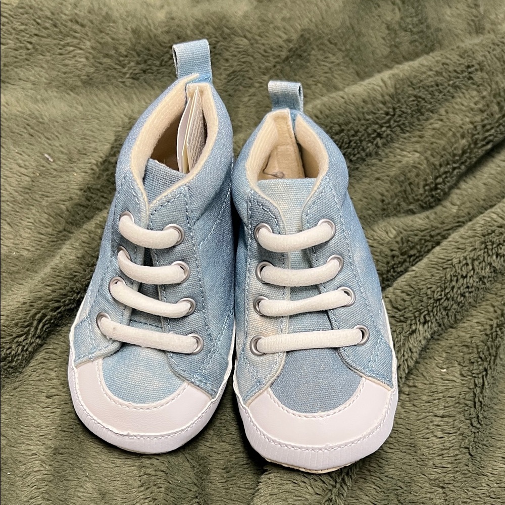 GAP Light Blue and White Baby Sneakers